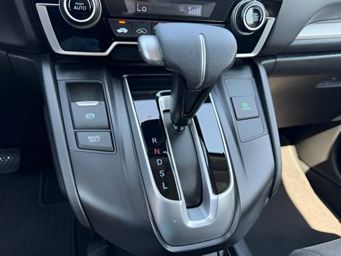 Used 2018 Honda CR-V LX image 19