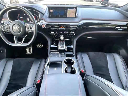 Used 2023 Acura MDX A-Spec image 17