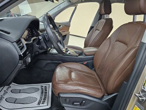 Used 2019 Audi Q7 3.0T Premium Plus w/ Premium Plus Package image 19