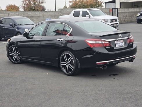 Used 2016 Honda Accord Sport image 6