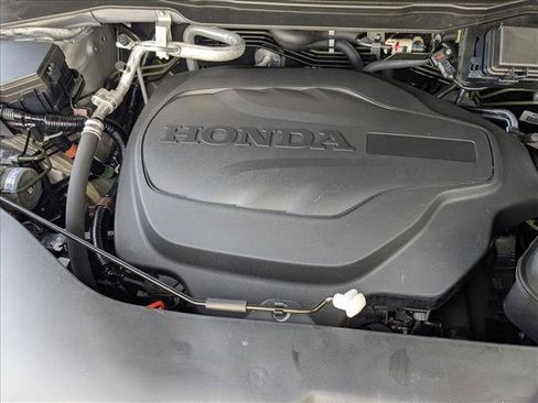 Used 2022 Honda Pilot Sport image 24