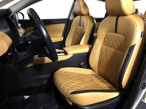 Used 2022 Nissan Sentra SV w/ SV Premium Package image 32