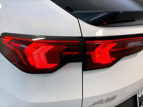 Used 2025 BMW X2 xDrive28i AWD/4WD image 28