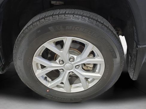 Used 2023 Jeep Grand Cherokee Limited w/ MOPAR Finishing Package image 26