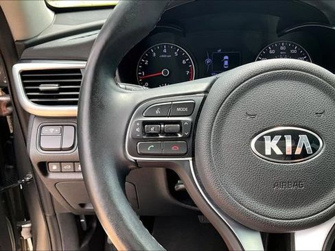 Used 2017 Kia Optima EX FWD image 11
