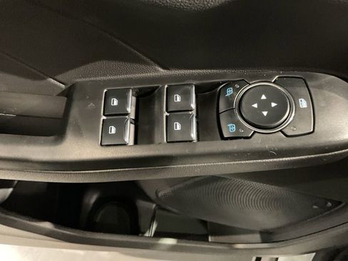 New 2026 Ford Escape SE image 9