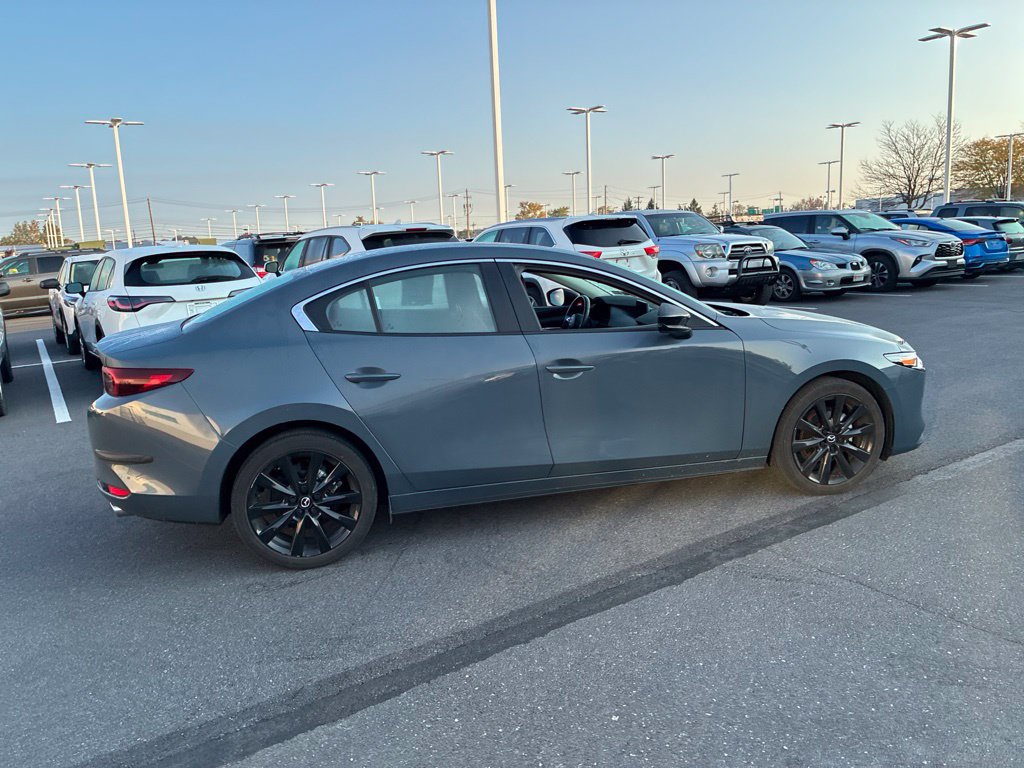 Used 2023 MAZDA MAZDA3 s FWD image 6