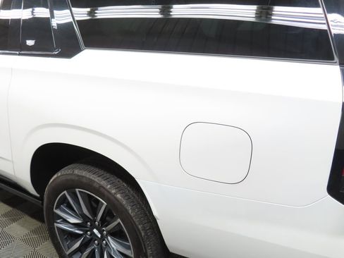 Used 2024 Cadillac Escalade ESV Sport w/ Touring Package AWD/4WD image 50