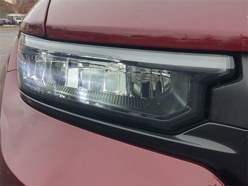 Used 2024 Jeep Grand Cherokee L Altitude image 9