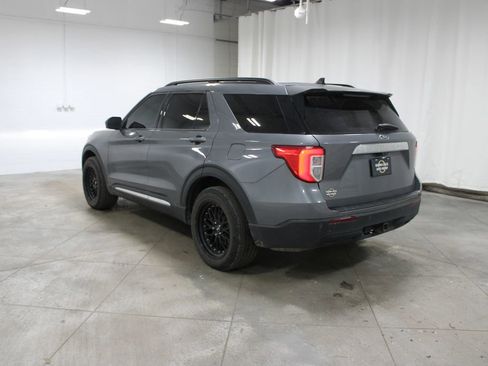 Used 2021 Ford Explorer XLT w/ Class III Trailer Tow Package image 7