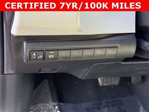 Used 2024 Toyota Corolla SE image 23