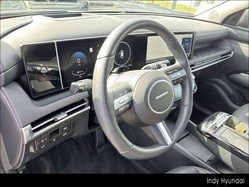 Certified 2025 Hyundai Tucson Limited image 21