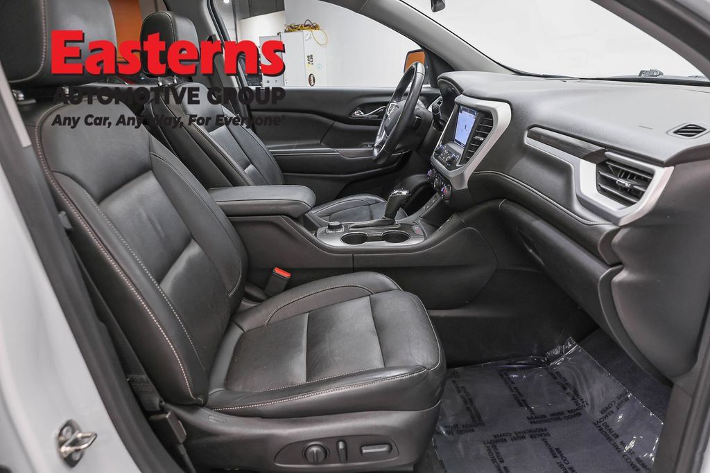Used 2018 GMC Acadia SLT AWD/4WD image 30