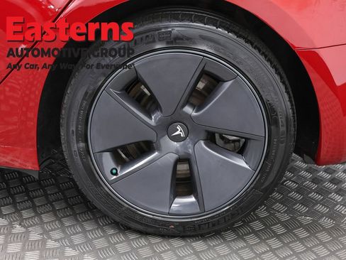 Used 2023 Tesla Model 3 Standard Range RWD image 27