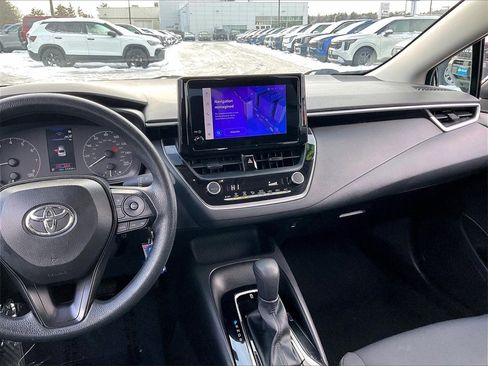 Used 2023 Toyota Corolla LE image 17