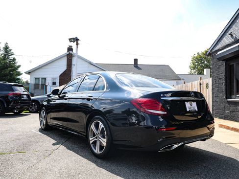 Used 2019 Mercedes-Benz E 300 4MATIC image 8