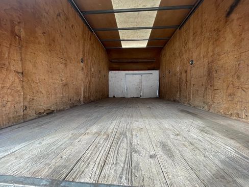 Used 2015 Chevrolet Express 3500 Extended w/ Smoker's Package image 17