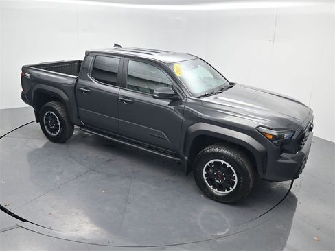 Used 2025 Toyota Tacoma TRD Off-Road w/ TRD Off Road Upgrade Package image 47