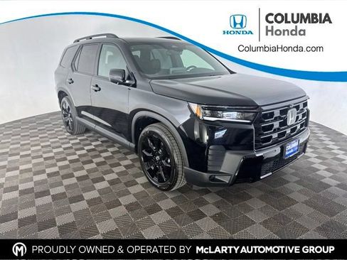 Used 2026 Honda Pilot Touring image 1