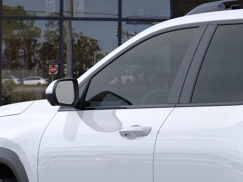 New 2026 Chevrolet Equinox ACTIV w/ Convenience Package III FWD image 12
