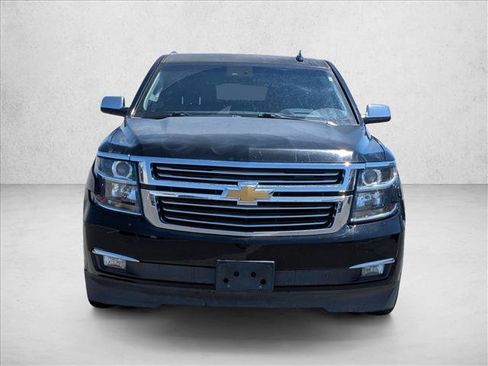 Used 2018 Chevrolet Suburban Premier AWD/4WD image 2