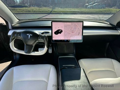 Used 2022 Tesla Model 3 Performance image 20