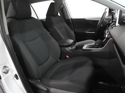 Used 2024 Toyota RAV4 LE image 17