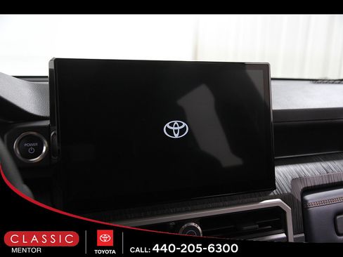 Used 2026 Toyota 4Runner Platinum AWD/4WD image 9