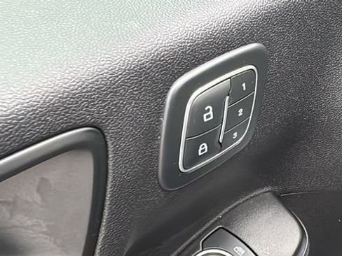 Certified 2023 Ford Escape Platinum image 10