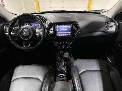 Used 2020 Jeep Compass Limited w/ Safety & Security Group AWD/4WD image 10