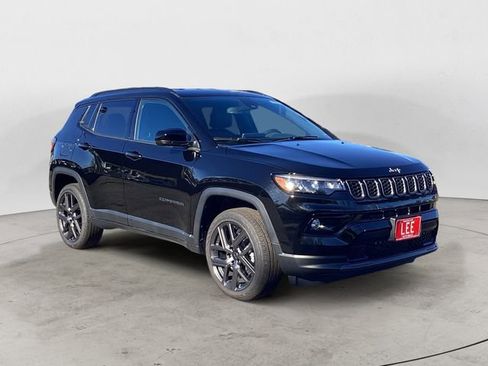 New 2026 Jeep Compass Limited image 8