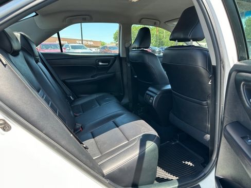 Used 2015 Toyota Camry XLE FWD image 15