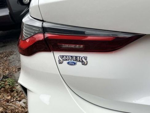 Used 2022 BMW 430i Coupe w/ M Sport Package image 10