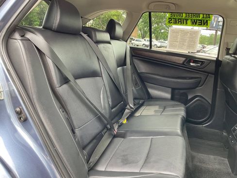 Used 2015 Subaru Outback 2.5i Limited AWD/4WD image 40