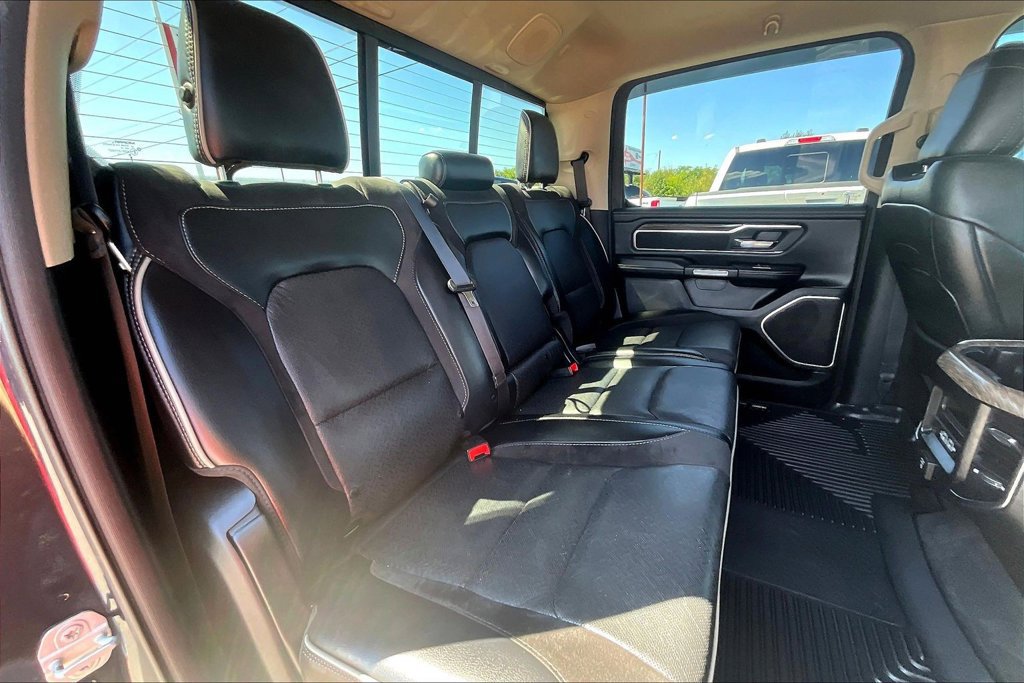 Used 2019 RAM 1500 Laramie AWD/4WD image 29