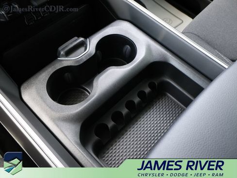 Used 2026 RAM 1500 Big Horn w/ Night Edition AWD/4WD image 37