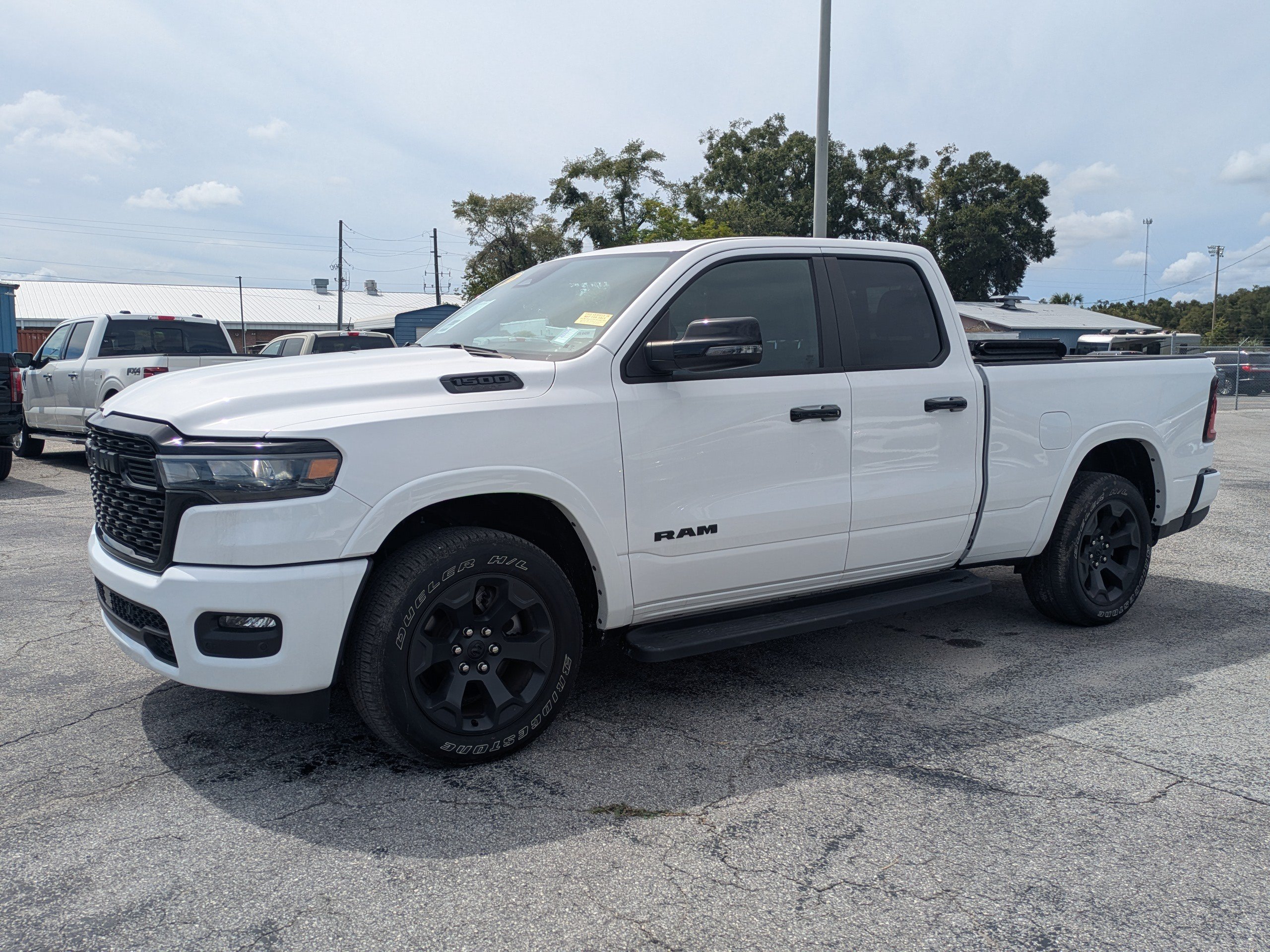 Used 2025 RAM 1500 Big Horn AWD/4WD image 8