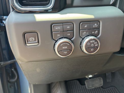 New 2025 GMC Sierra 1500 Denali Ultimate image 11