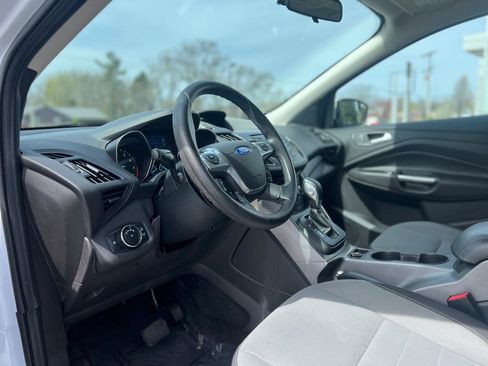 Used 2014 Ford Escape SE image 16