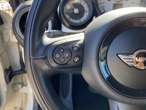 Used 2014 MINI Cooper Convertible image 40