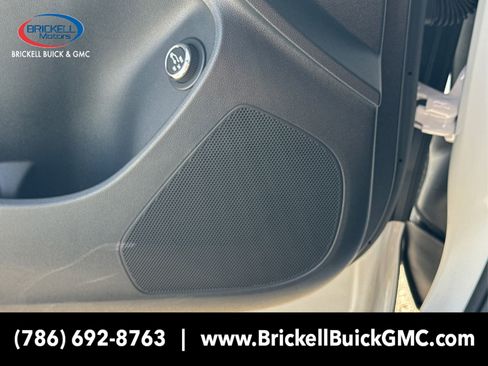 New 2026 Buick Envista Preferred w/ Convenience II Package image 32