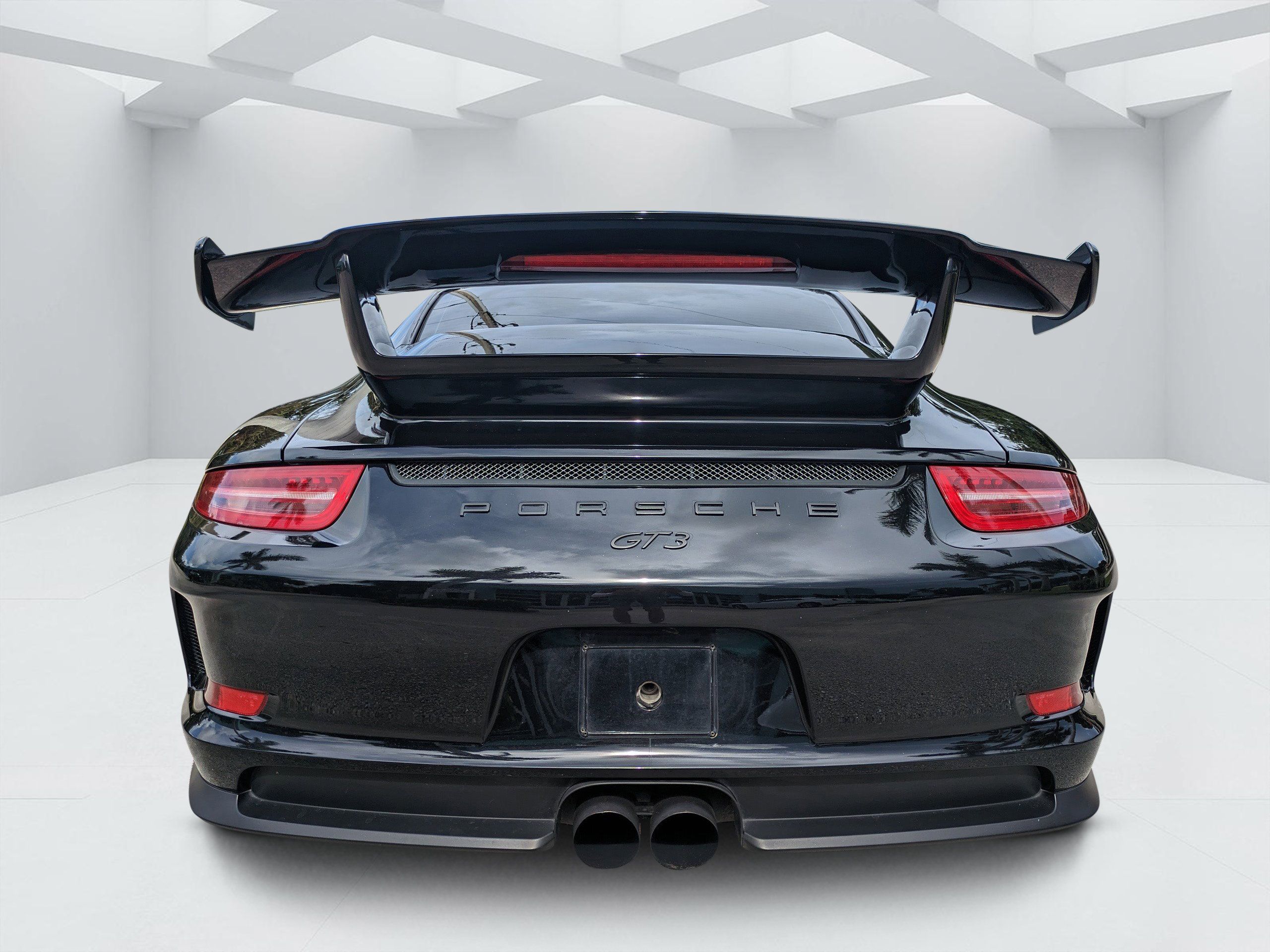 Used 2015 Porsche 911 GT3 RWD image 4