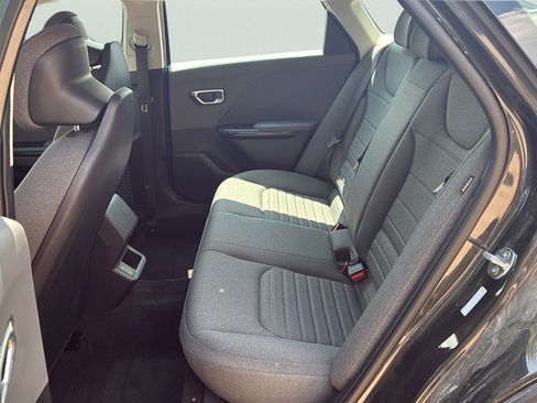 Used 2025 Kia K4 EX FWD image 23