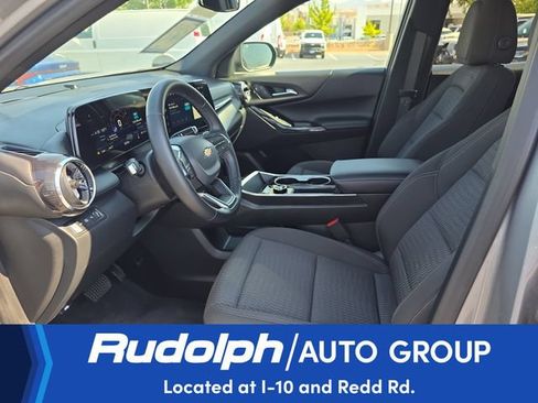 Used 2026 Chevrolet Equinox LT AWD/4WD image 9