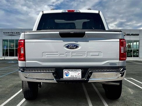 Used 2023 Ford F150 XLT image 3