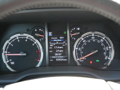 Used 2022 Toyota 4Runner Limited AWD/4WD image 20
