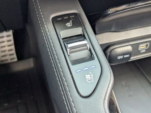 Used 2024 Kia Telluride SX FWD image 24