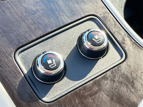 Used 2023 Nissan Murano Platinum w/ Cargo Package image 21