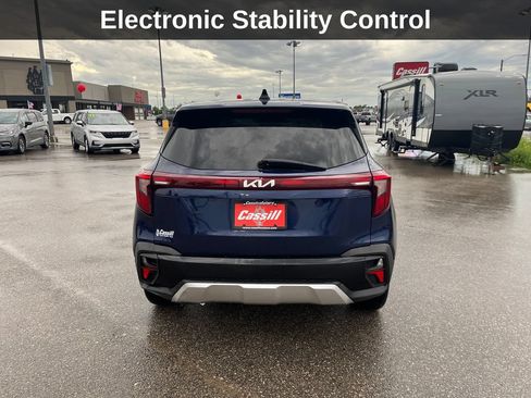 Used 2026 Kia Seltos LX FWD image 5