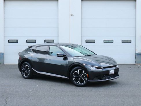 Used 2023 Kia EV6 Wind w/ Wind Technology Package image 2